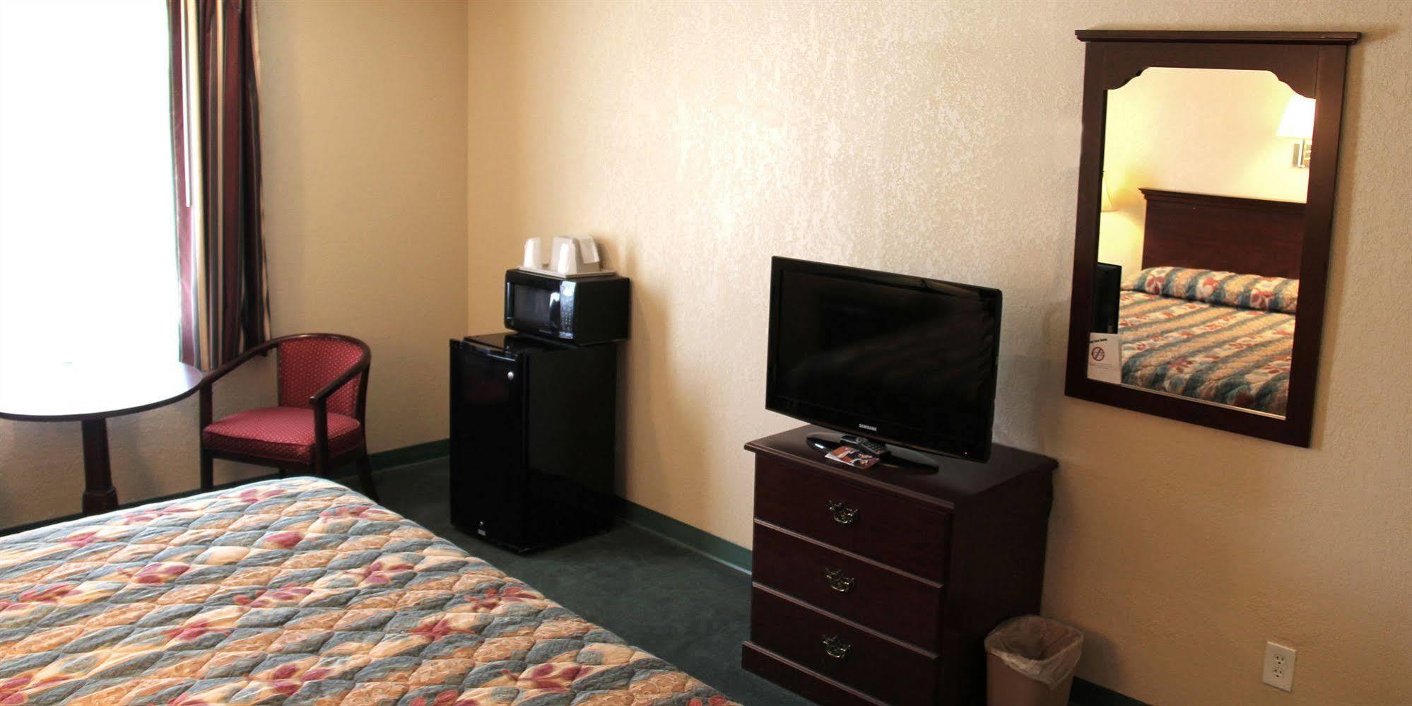 Baymont By Wyndham Deming Hotel Kültér fotó